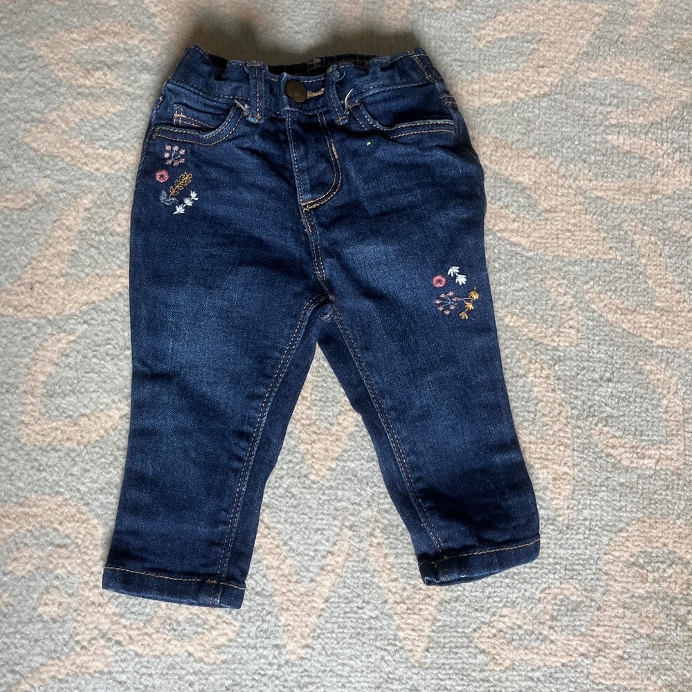 Baby Gap Baby Girl’s floral embroidered skinny jeans